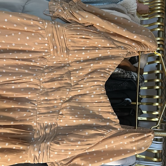 Pretty summer dress - Picture 2 of 5